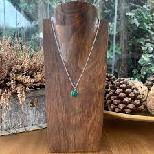 Collar de Piedras Naturales para Mujer - Elegancia y Estilo