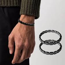 Pulsera de Hematita: Estilo y Energía en Muñeca