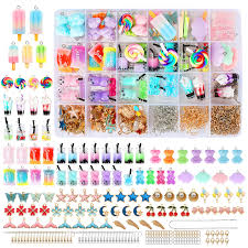 Kit de Pendientes y Pulseras UCAMP: Elegancia en Cada Detalle