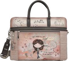 Portadocumentos Anekke: Estilo y Funcionalidad para la Mujer Moderna