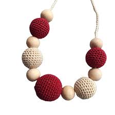 Collar de Lactancia Marikacraft: Estilo y Funcionalidad para Mamás