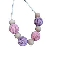 Collar de Lactancia: Estilo y Comodidad para Mamás Modernas