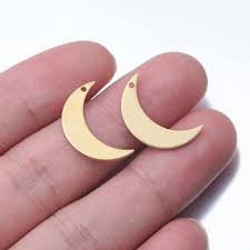 Pendientes Originales SALAN: Elegancia y Estilo Único