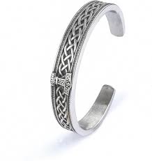 Pulsera Vikingos Inoxidable: Fuerza y Estilo
